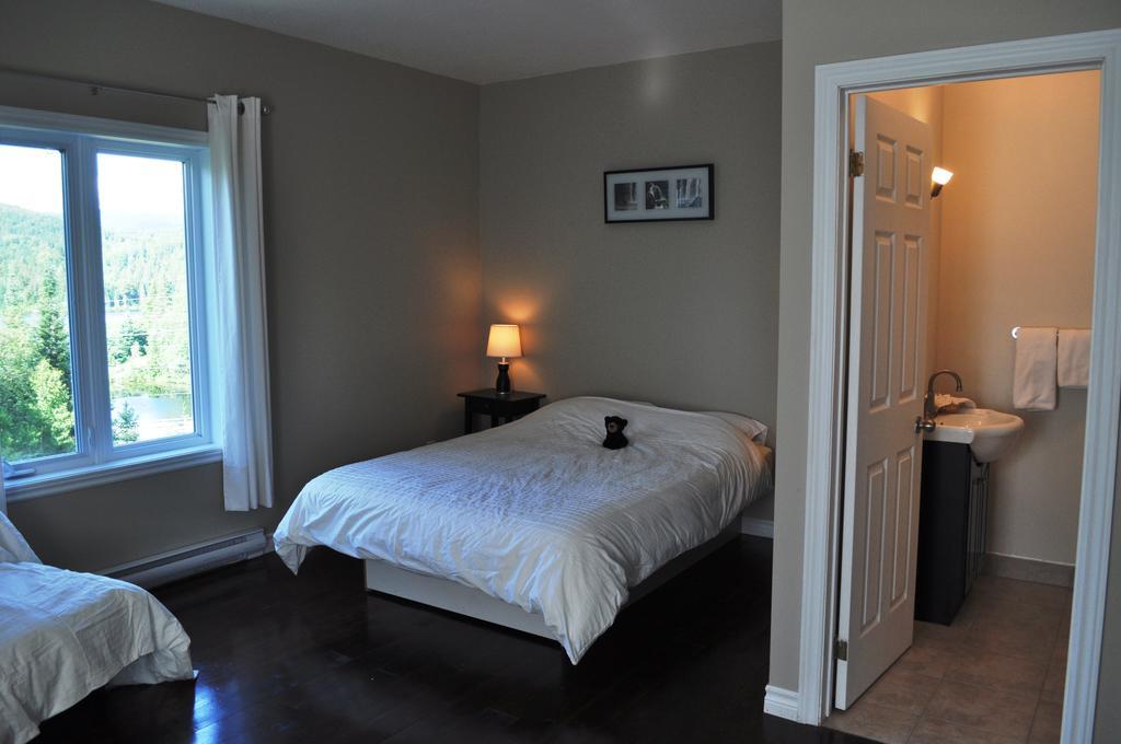 La Taniere De L'Ours Hotel แซงต์-โดนาต์-เดอ-มงกาล์ม ห้อง รูปภาพ